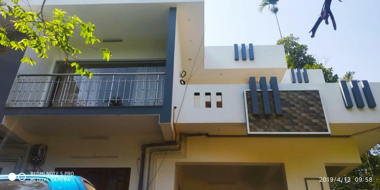 Apartamento Nandana's Residency Munnar Exterior foto